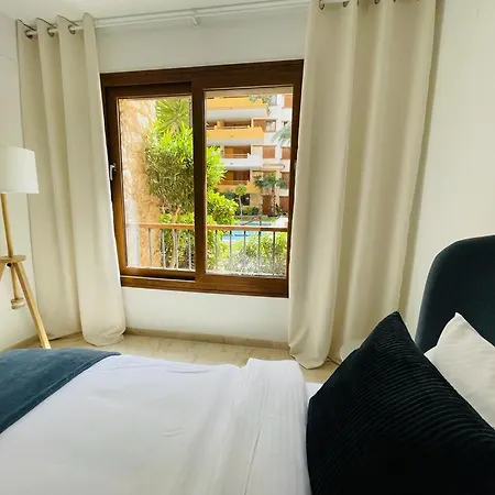 Апартаменты La Recoleta - Punta Prima Ground Floor Pool View Торевьиа